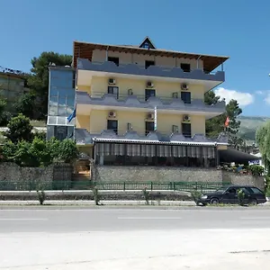 Qiqi 2* Gjirokastër