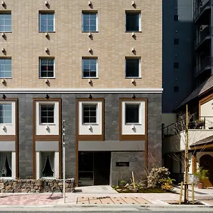 Hotel Rilassare, Tokio
